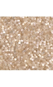 Miyuki delica Perlen 11/0 - Silk satin antique ivory DB-673
